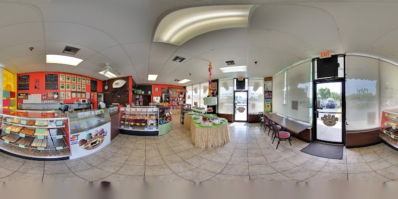 Chocolate Corner & Ice Cream