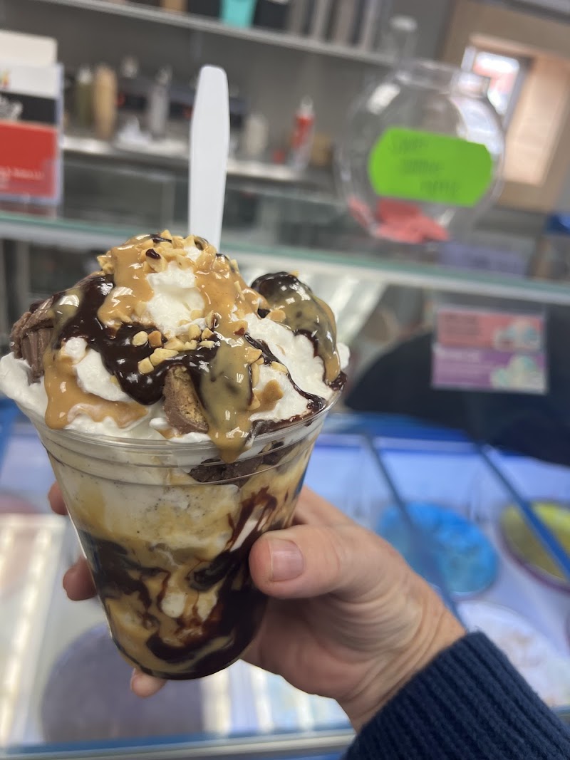 Toula Berry Treats & Gifts