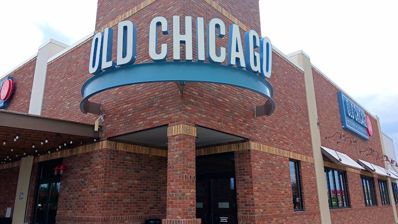 Old Chicago Pizza + Taproom