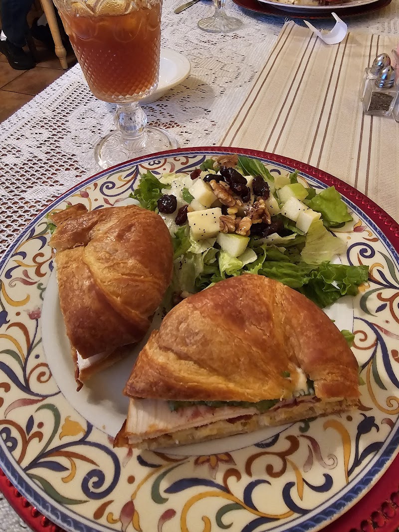 Antigua Bakery & Cafe