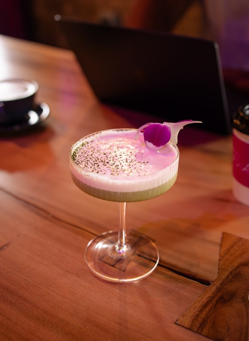 Pinkies Coffee + Cocktails