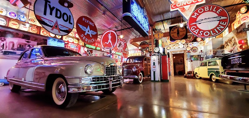Frontier Auto Museum & Cafe