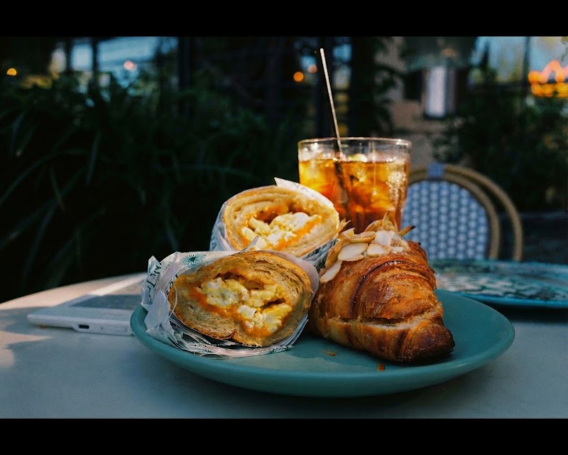 Badolina Bakery & Cafe