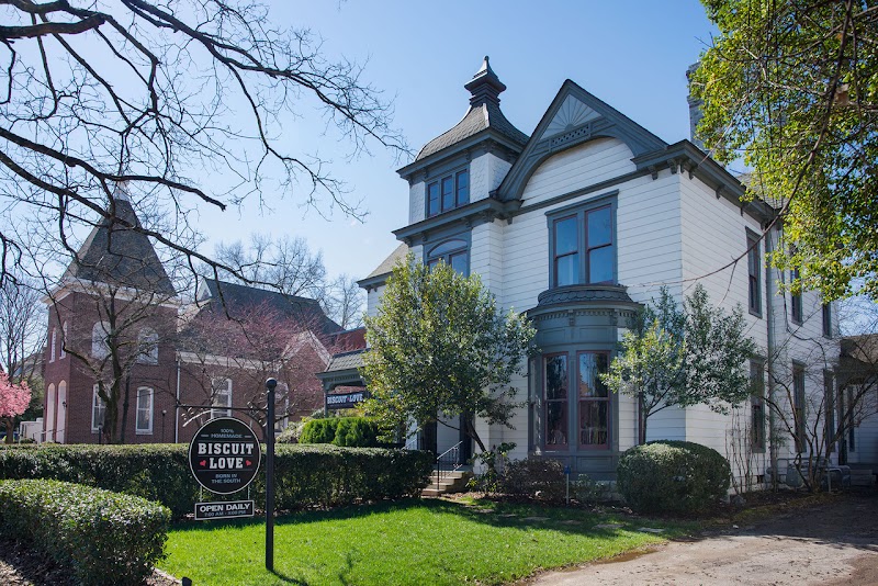 Biscuit Love Franklin