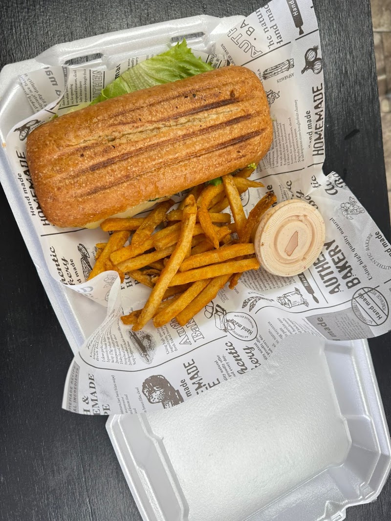 Eve Cakes Coffee & Brunch