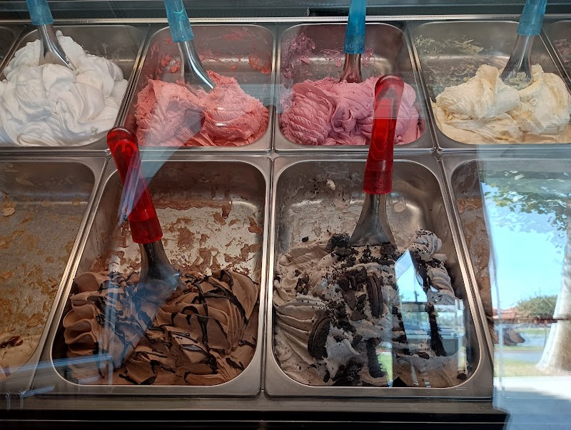 Farley's Artisan Gelato & Coffee Roasters