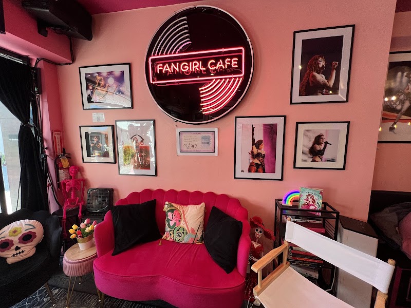 Fan Girl Cafe