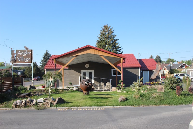 Angler Village Inn