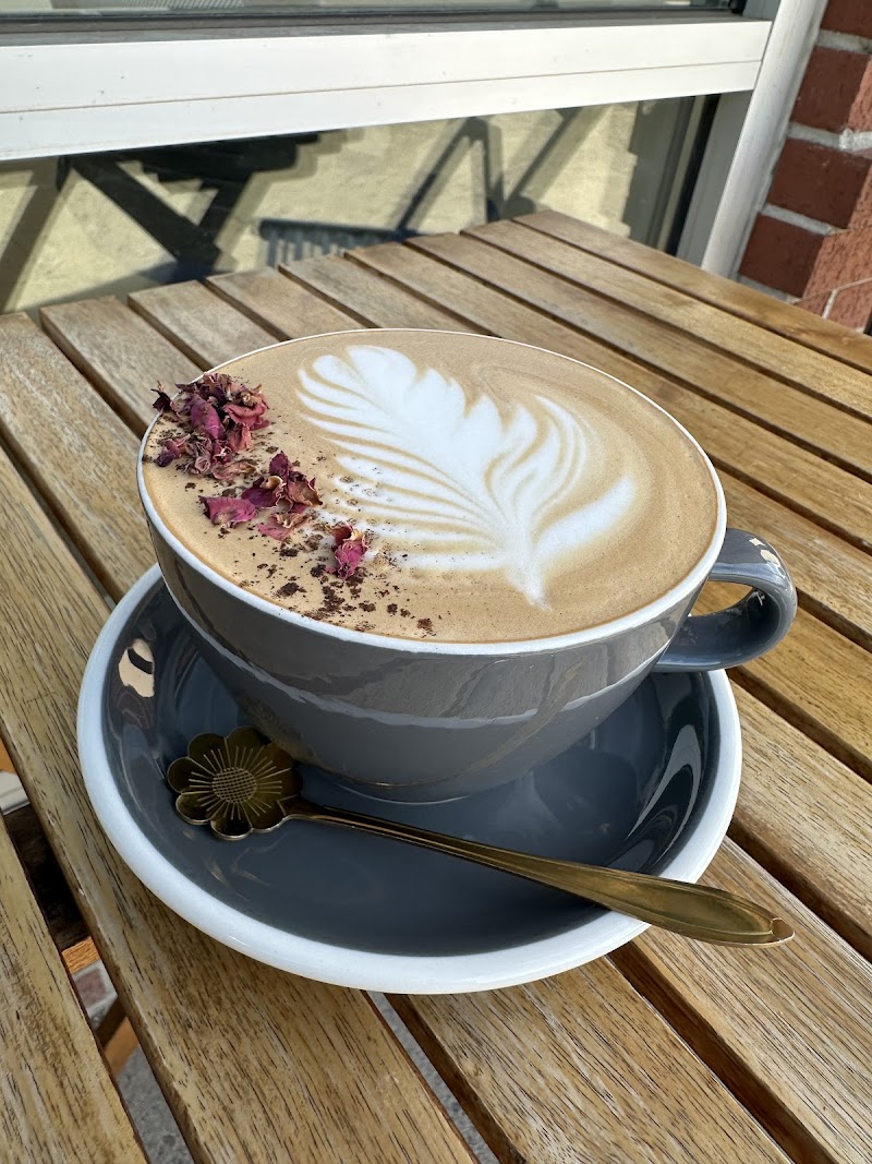 11th Hour Tea and Coffee Bar