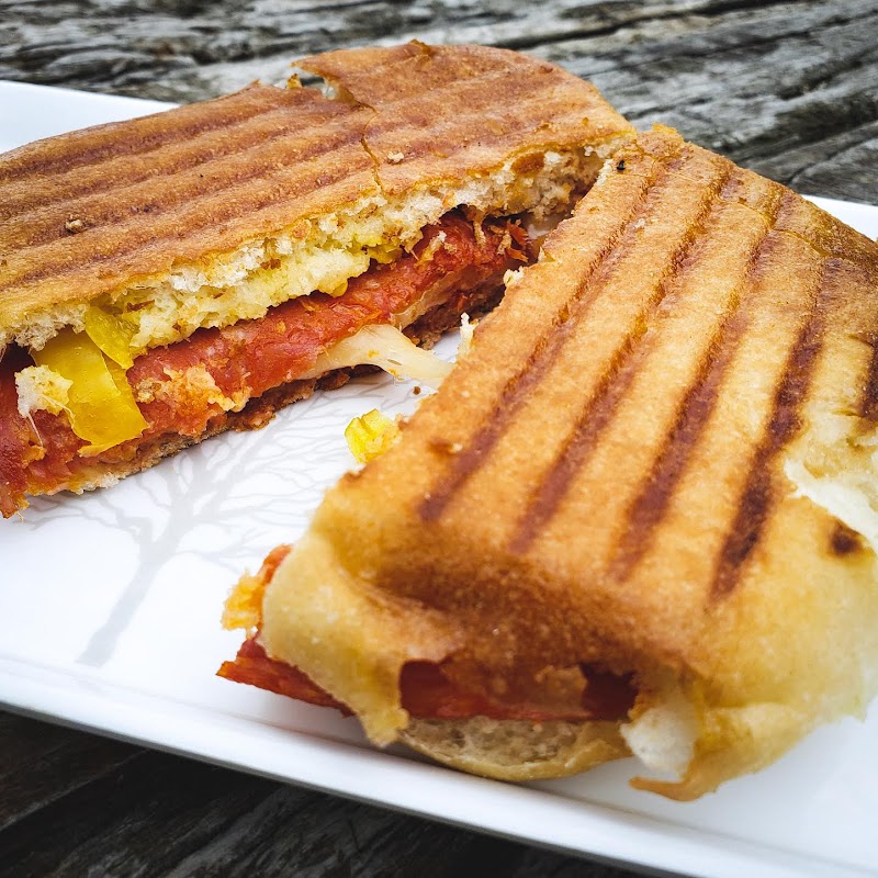 New Roots Coffeehouse