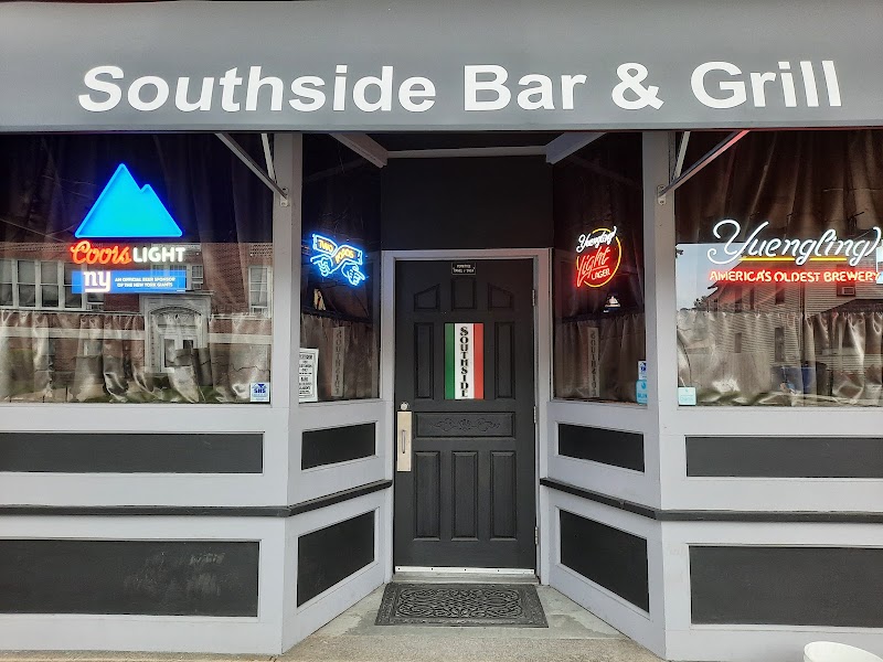 Southside Bar, Grill & Pool Room