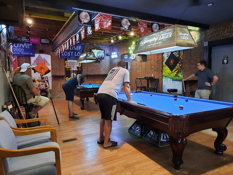 Southside Bar, Grill & Pool Room