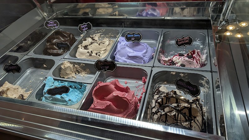 Javalato Gelato & Cafe (New Name = Kava Tava)