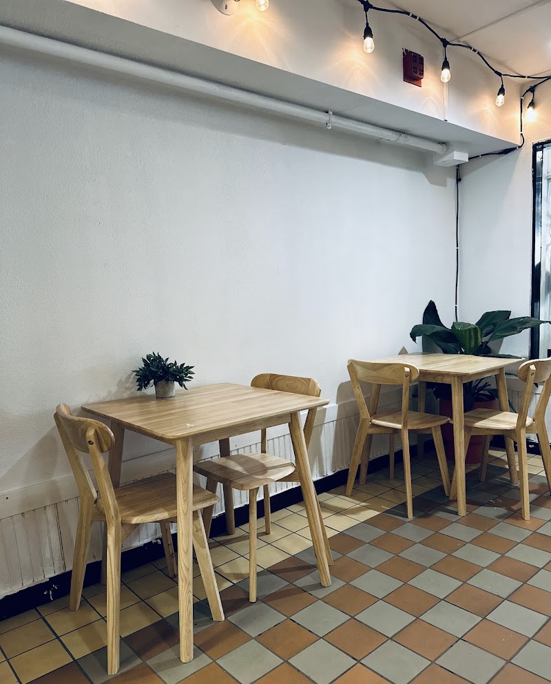 Aura Little Cafe - Espresso & Boba Tea