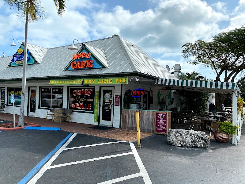 City Hall Cafe & Wine bar