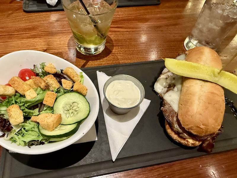 Lyric Kitchen · Bar