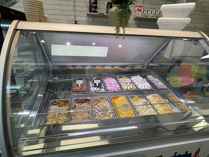 Patisserie Salzburg Cafe Stamford