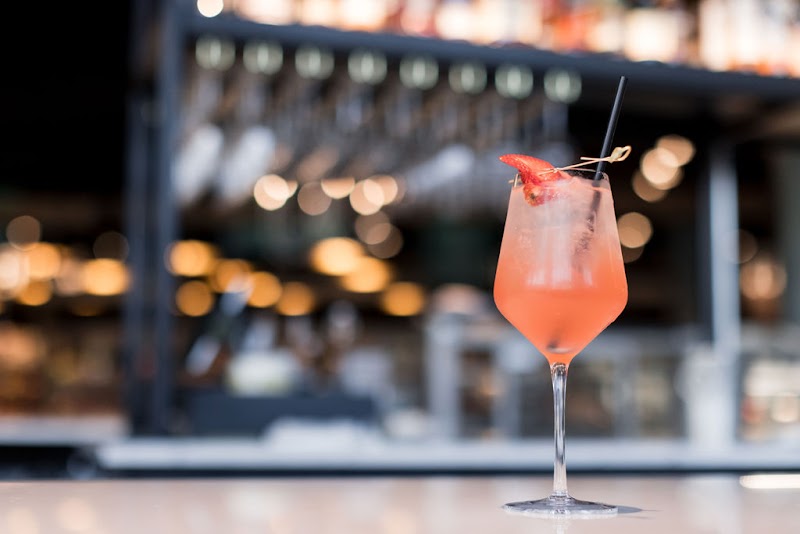 The Market Bar, Restaurant & Cafe