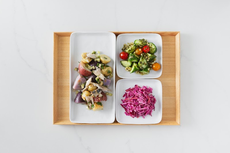 M Café Kitchen Lincoln Heights