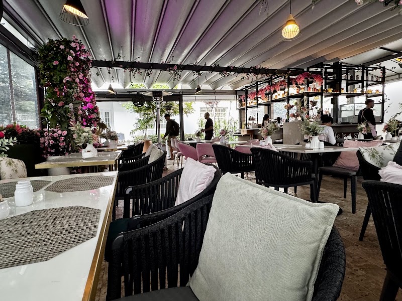 La Vie Belle Miami Beach