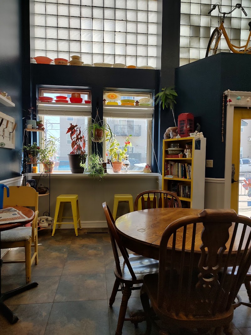 Cappuccino on Collins