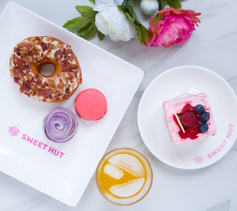 Sweet Hut Bakery & Cafe