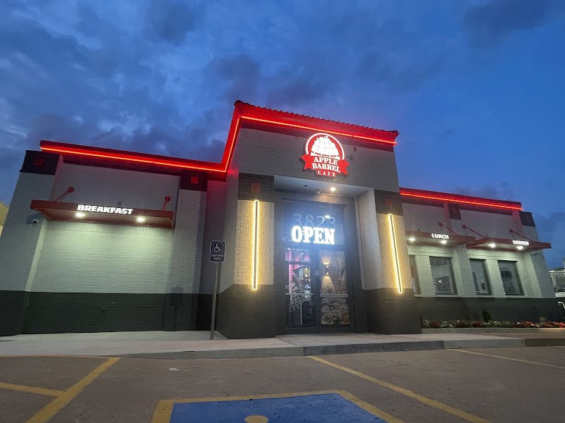 Apple Barrel Cafe - Midtown