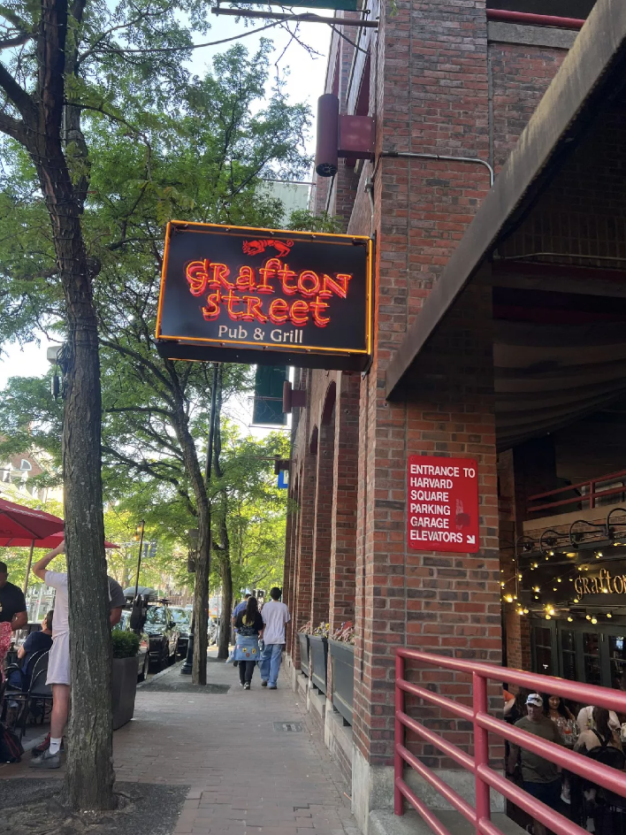 Grafton Street Pub & Grill