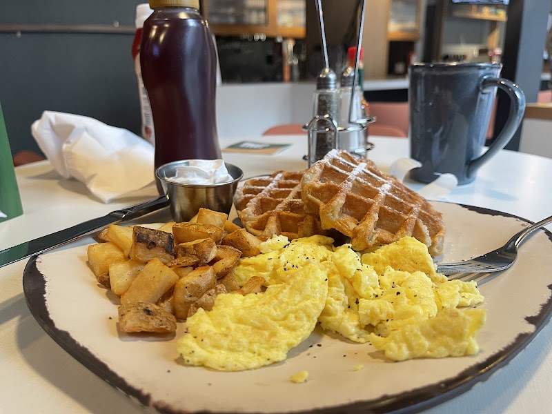 Toast to Toast - Breakfast, Bites & Bar