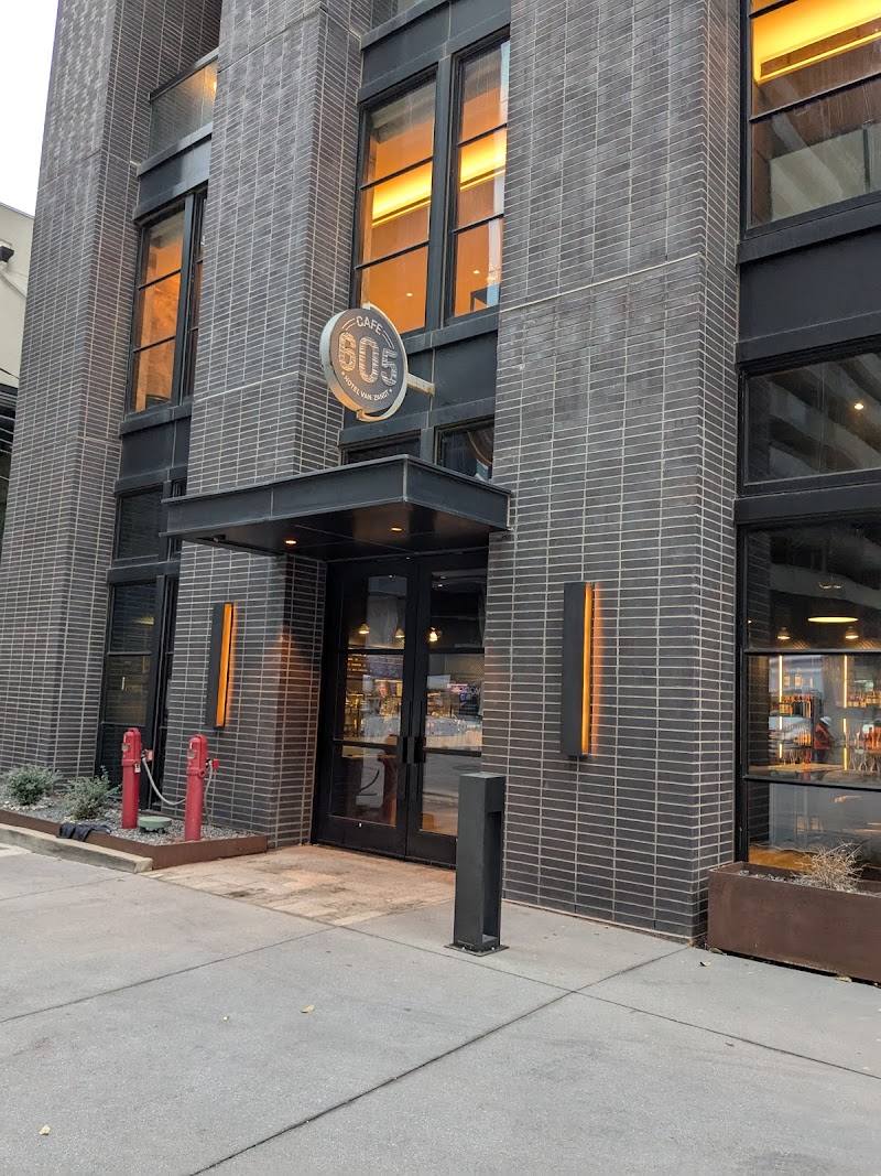 Café 605