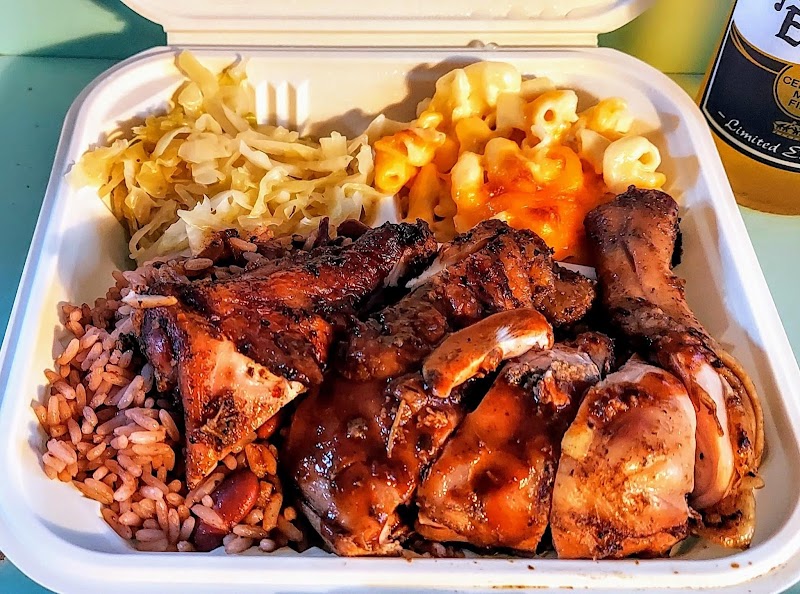 Yaadbak International Eatery