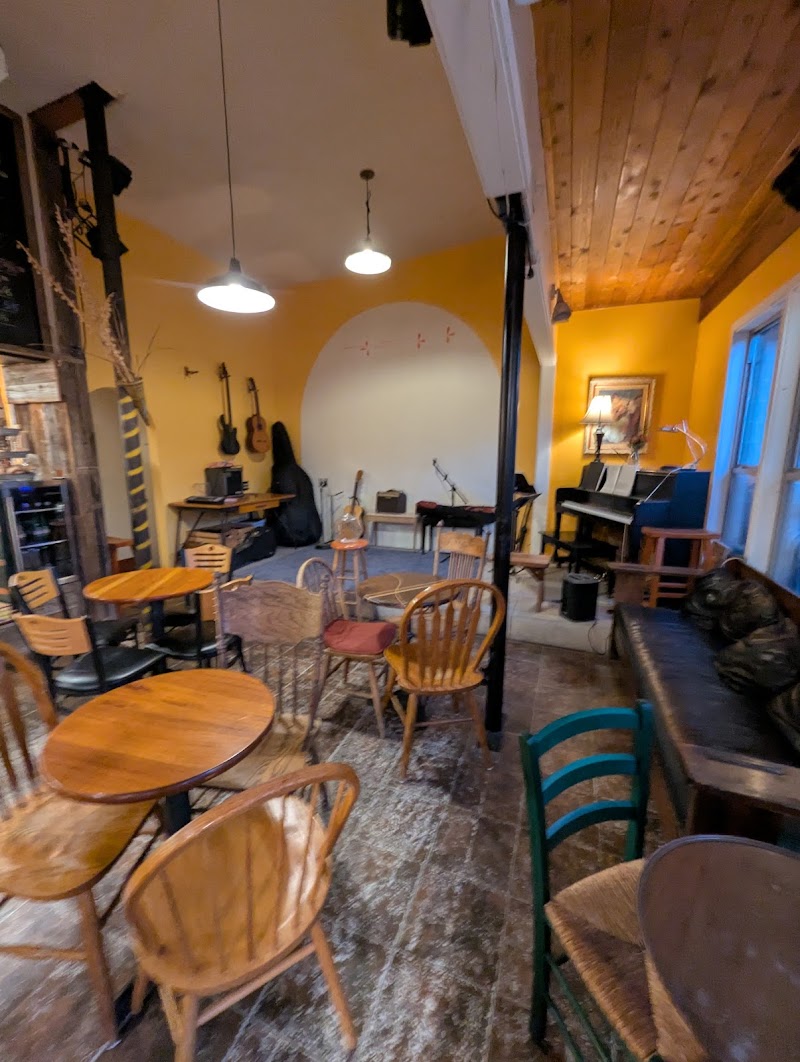 La Baguette Music Cafe