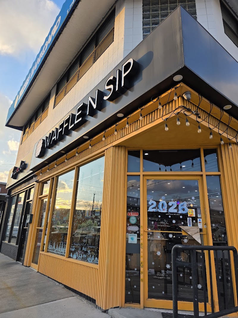 Waffle N Sip | Coffee and Waffle | Waffle Dog & Sandwich