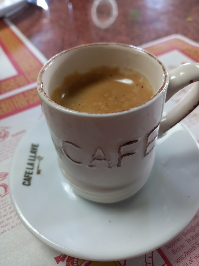 Mariposa Canela Cafe Shop