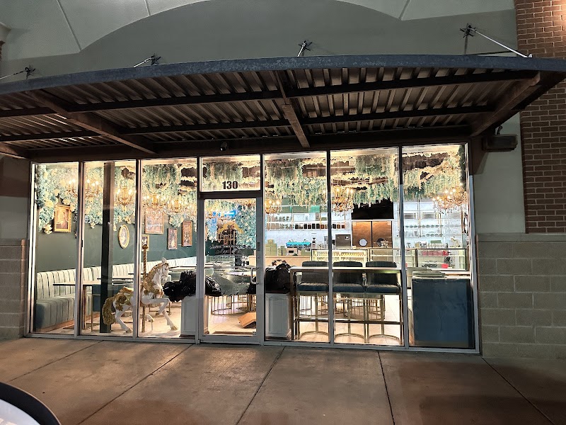 Unicorniverse Bakery & Cafe