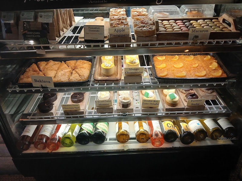 Living Green Cafe - Pompano