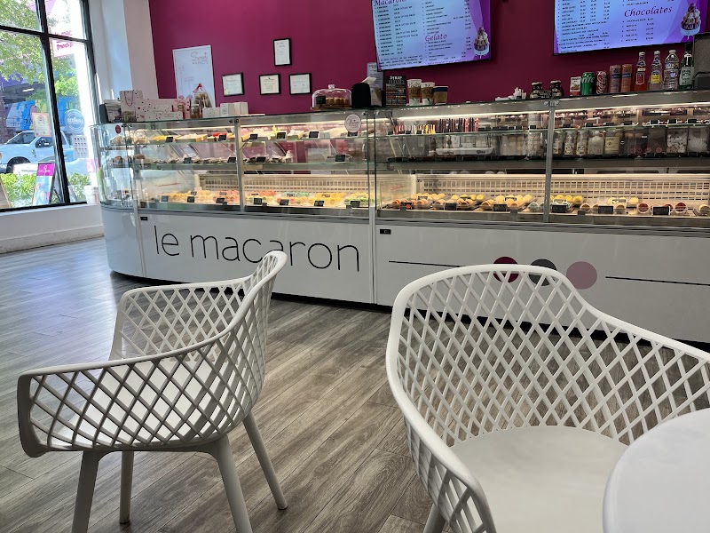 Le Macaron French Pastries & Cafe Rio