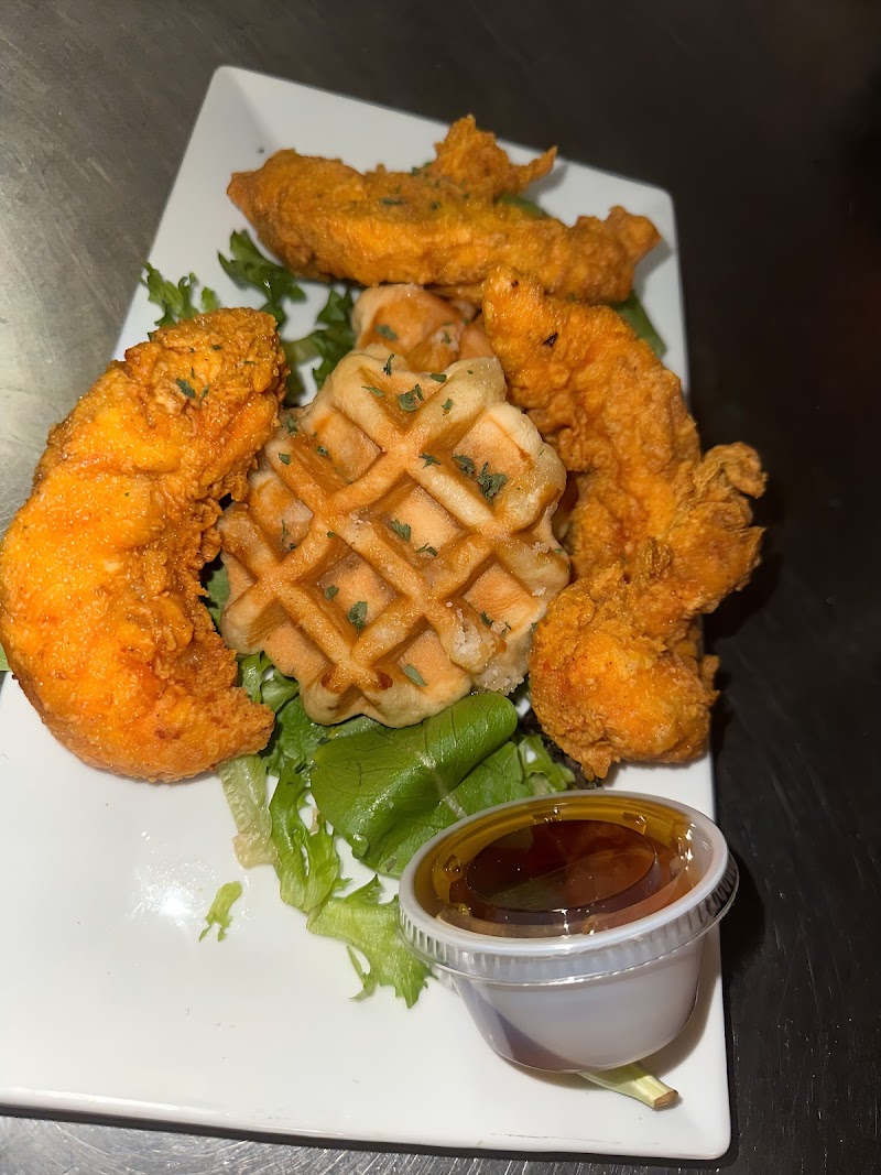 Status Restaurant & Lounge