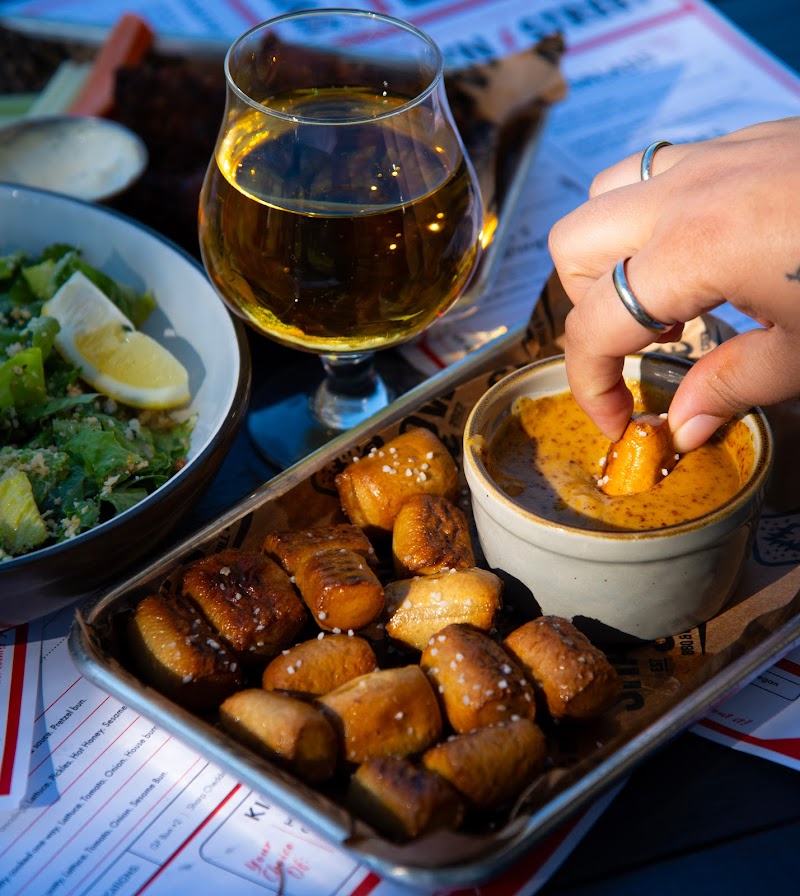 Shakedown Street BBQ & Grill