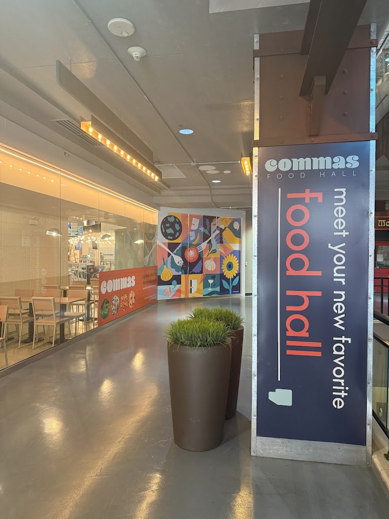 Commas Food Hall