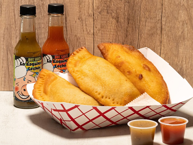 El Cafecito & Pastel Bakery