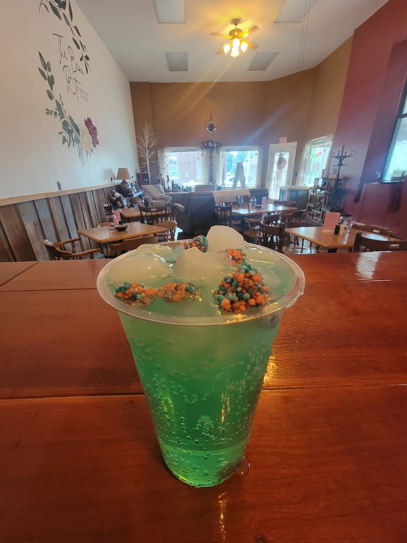 The bean pot coffee shop