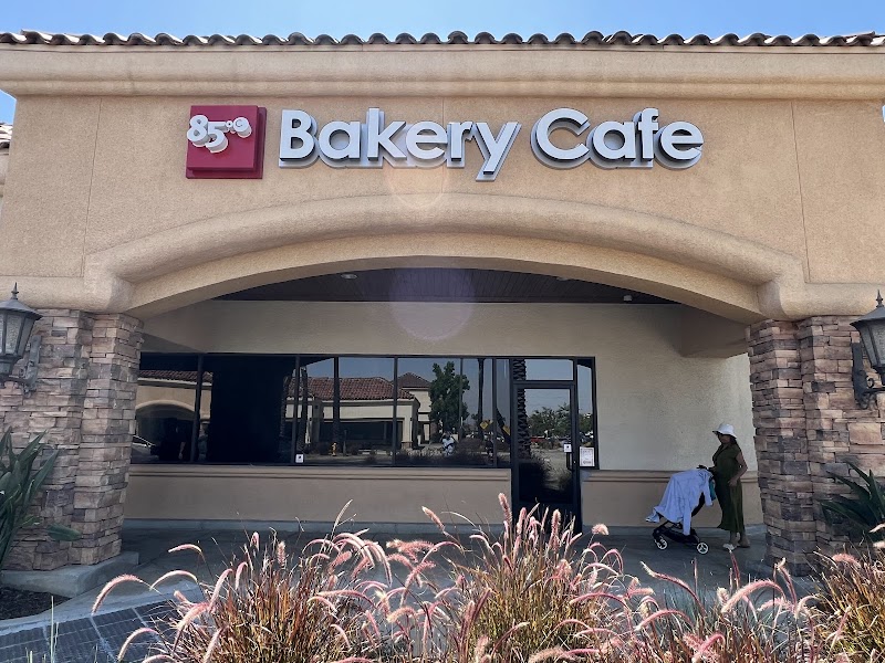 85°C Bakery Cafe - Moreno Valley