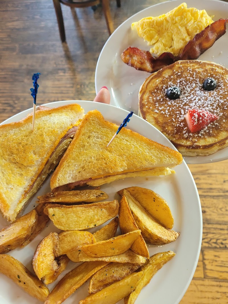 5th Street Patio Cafe