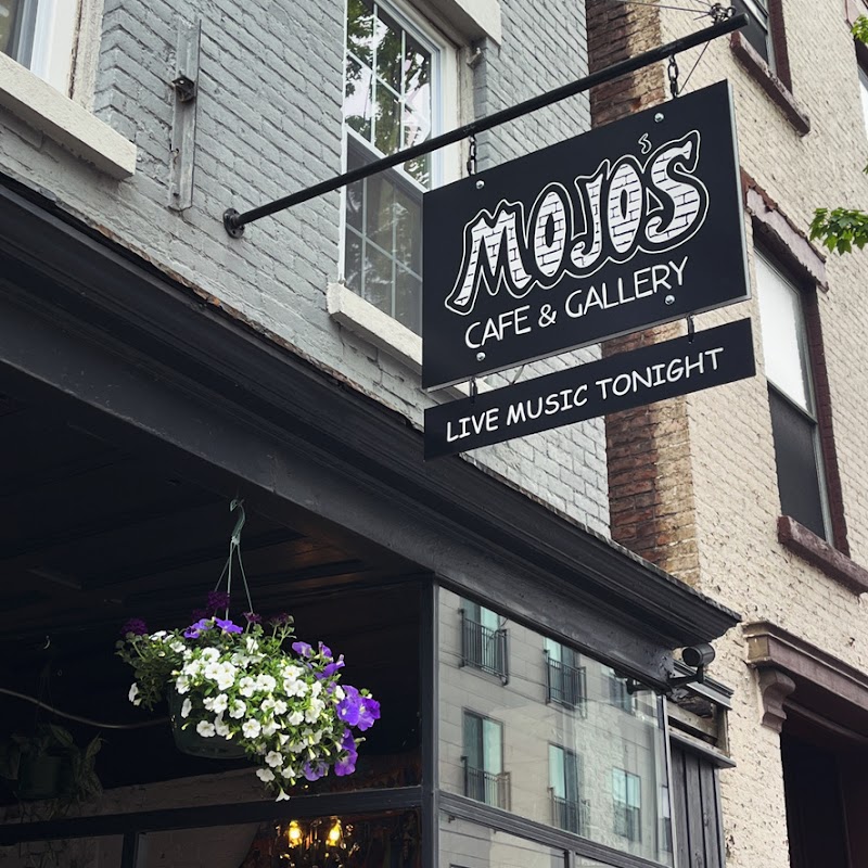 MoJo's Cafe and Gallery