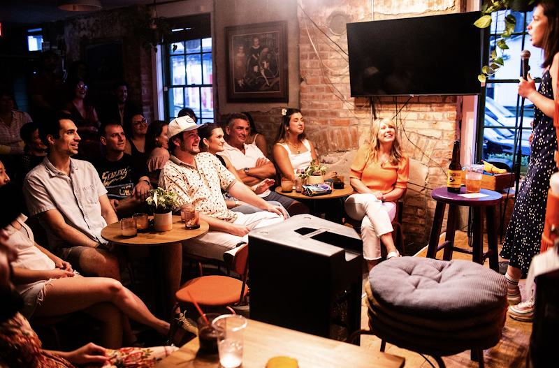 SPORTS DRINK: Café & Comedy Club