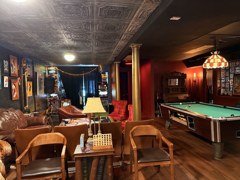 Dr. Drips Coffee Lounge