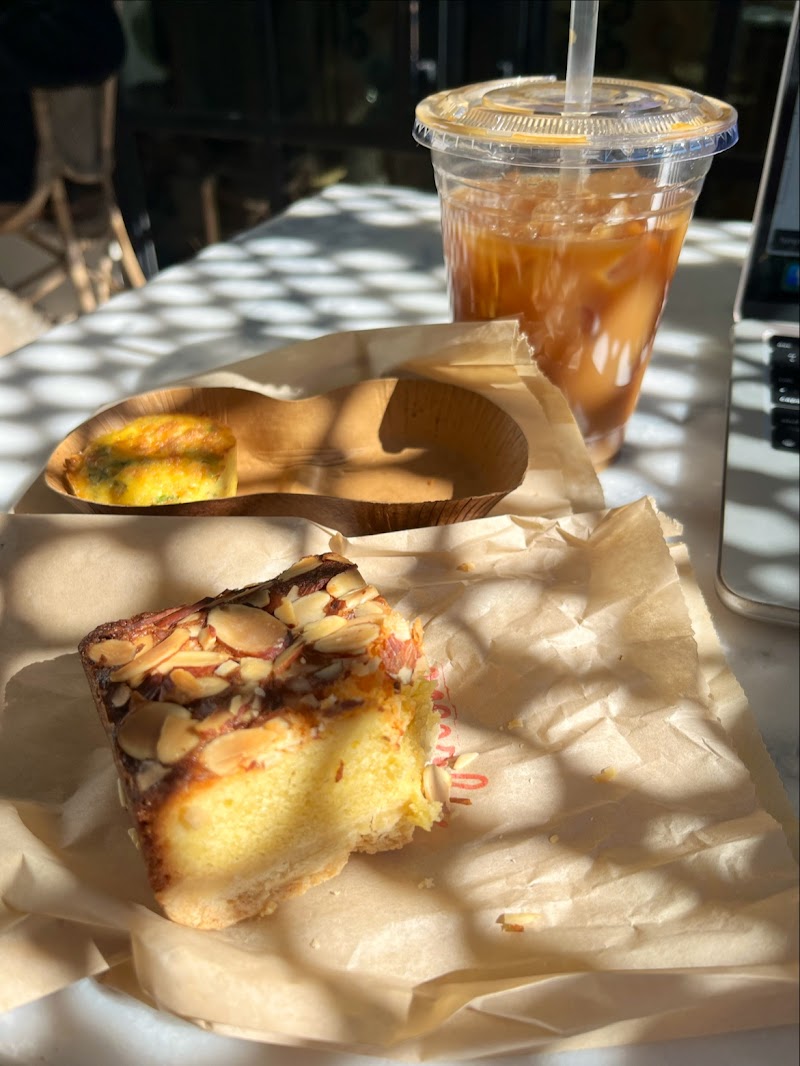 Maaribu Cafe & Gifts