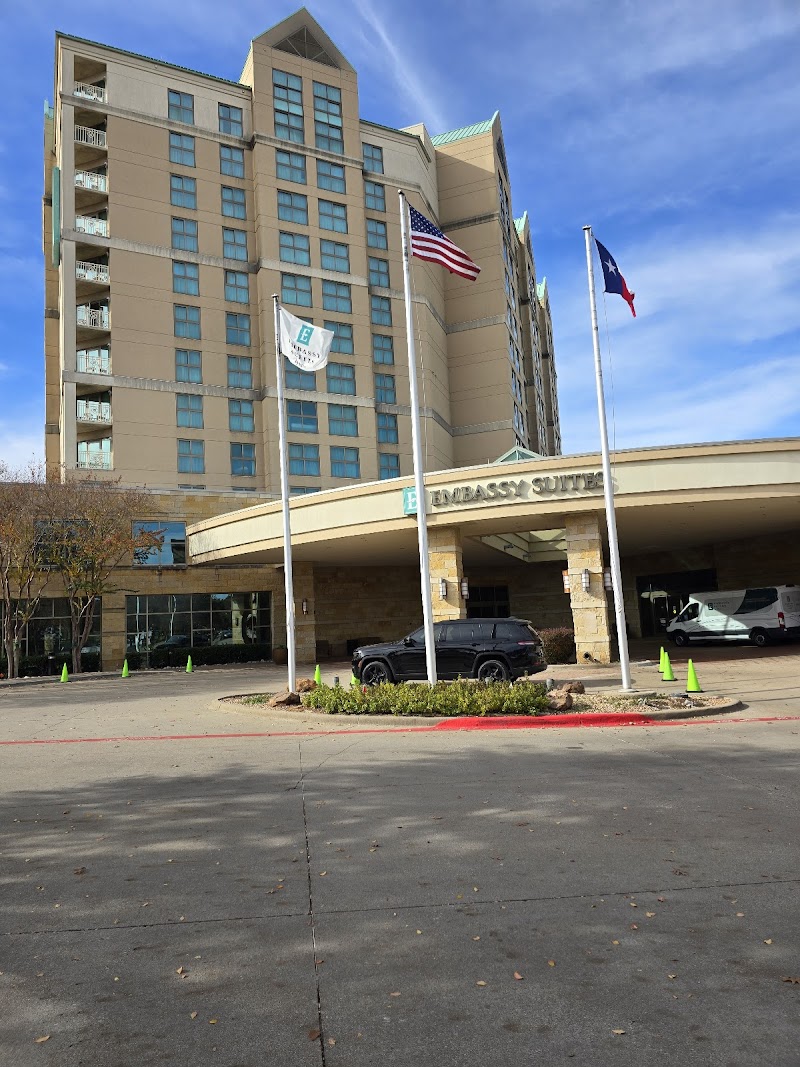 Caffeinás - Embassy suites