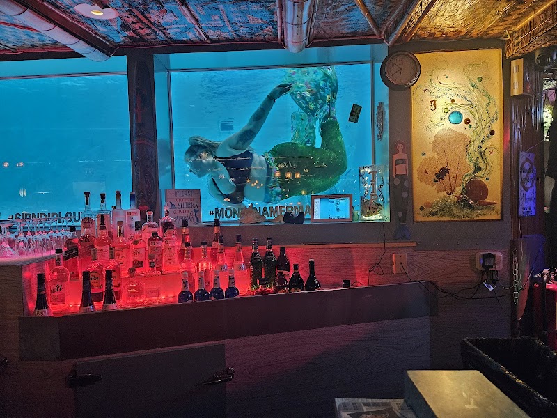 Sip 'n Dip Lounge (1962)